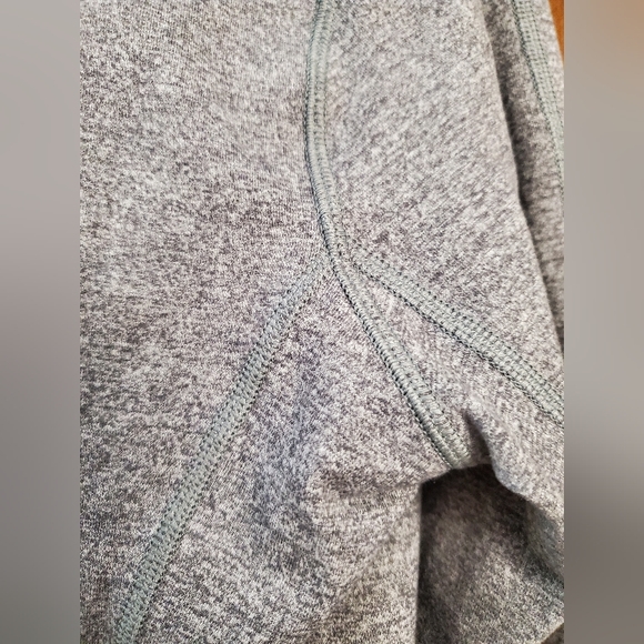 Lululemon - Be Present Jacket - Picture 11 of 14